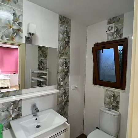 Private With Swimming Pool מלון Turkoba