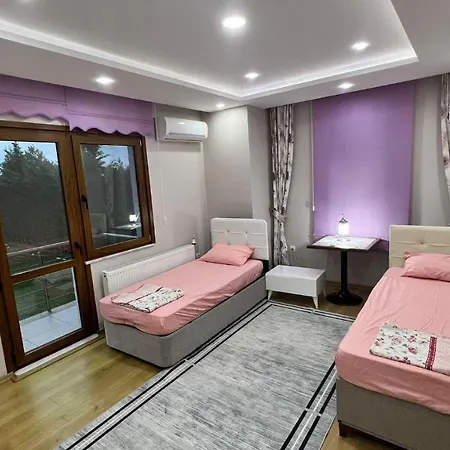 מלון Private With Swimming Pool *